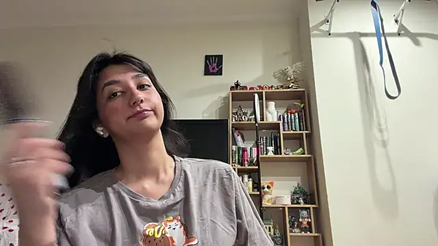 Snapshot of PaintedDisplay chatting on 19, 6, 2026 PaintedDisplay online show from 19, 6, 2026