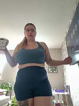 LucieLouBabe online show from 18, 6, 2026