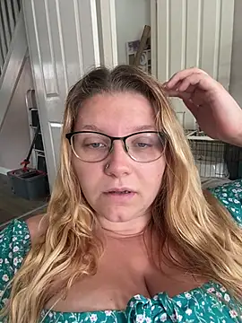 LucieLouBabe online show from 1, 7, 2026