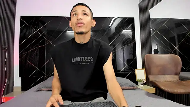 Camilo Contreras online show from 8, 6, 2026