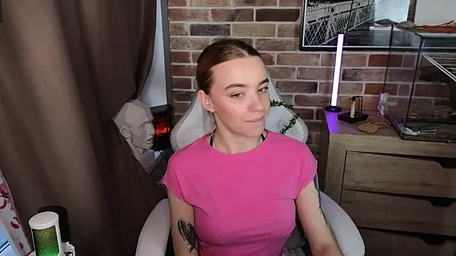 Snapshot of eva_swetty chatting on 6, 7, 2026 eva swetty online show from 6, 7, 2026