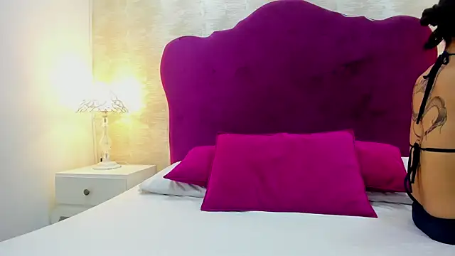 Snapshot of AlexaGill chatting on 5, 6, 2026 AlexaGill online show from 5, 6, 2026