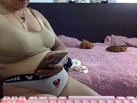 mommy-flabia online show from 22, 6, 2026