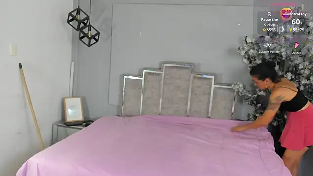 Snapshot of Sofiawonderr chatting on 14, 6, 2026 Sofiawonderr online show from 14, 6, 2026