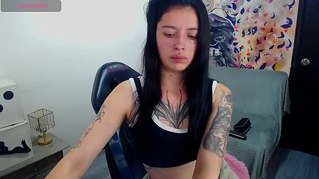Snapshot of Lucia_evans22 chatting on 10, 7, 2026 Lucia evans22 online show from 10, 7, 2026