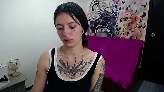 Snapshot of Lucia_evans22 chatting on 9, 6, 2026 Lucia evans22 online show from 9, 6, 2026