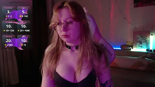 Snapshot of henby_streamss chatting on 12, 6, 2026 henby streamss online show from 12, 6, 2026