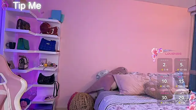 Snapshot of little_rachel_cute chatting on 4, 6, 2026 little rachel cute online show from 4, 6, 2026