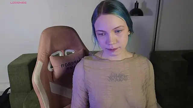 Snapshot of Eva_Greer chatting on 9, 7, 2026 Eva Greer online show from 9, 7, 2026