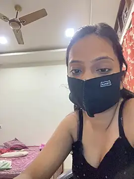 Snapshot of livia_dolls chatting on 8, 6, 2026 livia dolls online show from 8, 6, 2026