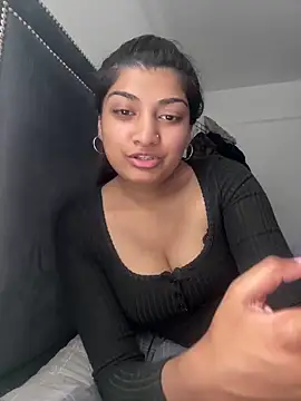 Snapshot of naughtywhisper784 chatting on 21, 6, 2026 naughtywhisper784 online show from 21, 6, 2026