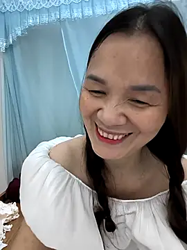 Lye lovely online show from 10, 7, 2026