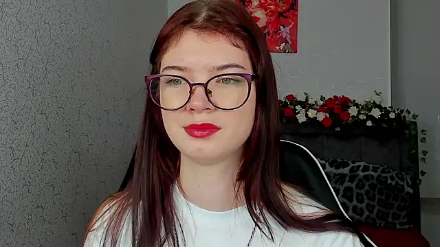 MelissaMay   online show from 11, 6, 2026