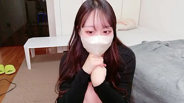 Snapshot of Mei--chan-- chatting on 9, 6, 2026 Mei--chan-- online show from 9, 6, 2026