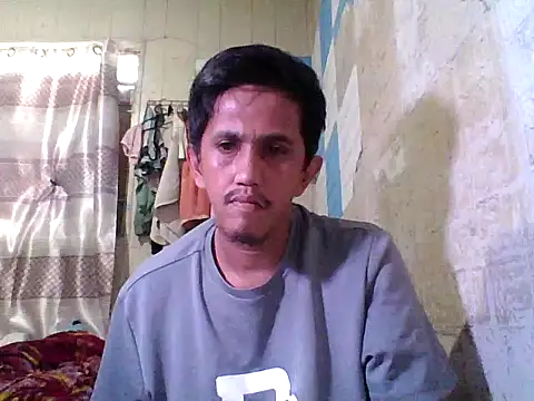 Snapshot of MikeSweet2026 chatting on 29, 5, 2026 MikeSweet2026 online show from 29, 5, 2026