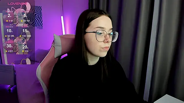 Snapshot of KellyMilton chatting on 23, 5, 2026 KellyMilton online show from 23, 5, 2026
