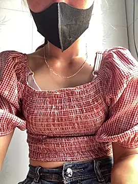 Miuuu22 online show from 31, 5, 2026