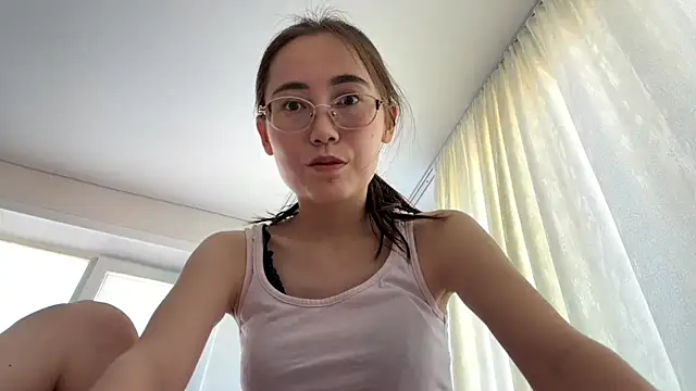 Snapshot of VickieTrudo chatting on 16, 7, 2026 VickieTrudo online show from 16, 7, 2026