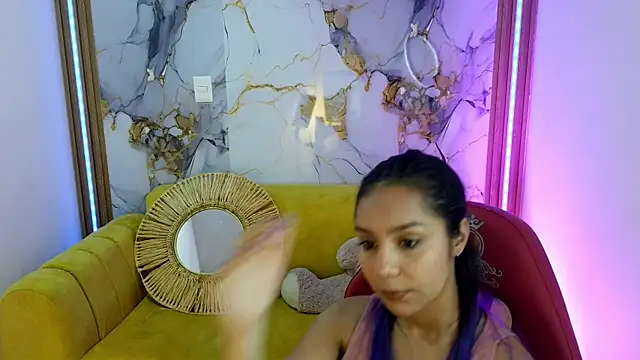 Snapshot of Cami_monroe_m chatting on 27, 5, 2026 Cami monroe m online show from 27, 5, 2026