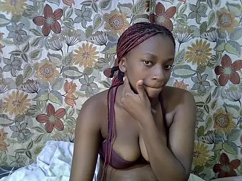 Snapshot of sweetnessbabbes chatting on 6, 7, 2026 sweetnessbabbes online show from 6, 7, 2026