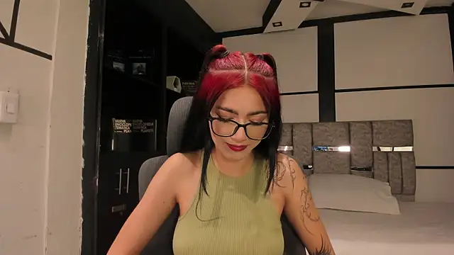 Snapshot of Nezukoo_1 chatting on 26, 5, 2026 Nezukoo 1 online show from 26, 5, 2026
