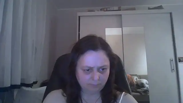 TaylorLovely online show from 24, 6, 2026