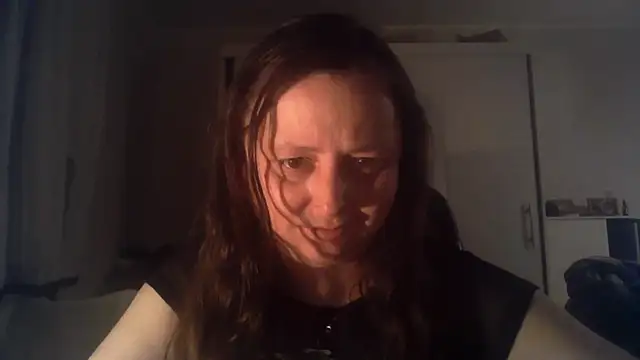 TaylorLovely online show from 16, 6, 2026