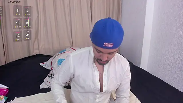Snapshot of max_ed chatting on 5, 6, 2026 max ed online show from 5, 6, 2026