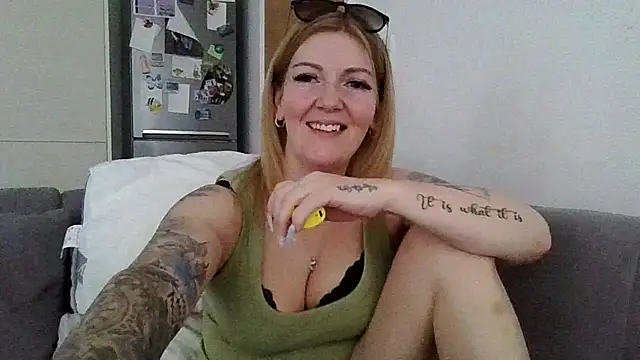 Chanti Ryder X online show from 26, 6, 2026