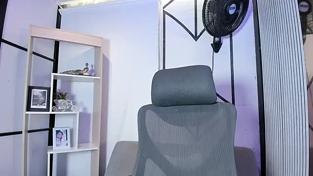 Snapshot of kitanna_1 chatting on 10, 6, 2026 kitanna 1 online show from 10, 6, 2026