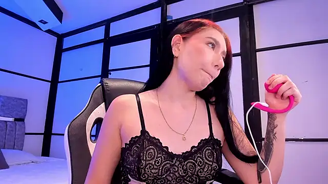 Snapshot of kitanna_1 chatting on 20, 6, 2026 kitanna 1 online show from 20, 6, 2026