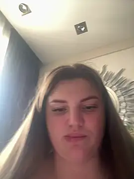 Snapshot of Sweetyy_Candyyy chatting on 1, 6, 2026 Sweetyy Candyyy online show from 1, 6, 2026