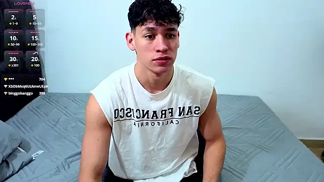 Snapshot of Luke_Muscle chatting on 5, 7, 2026 Luke Muscle online show from 5, 7, 2026