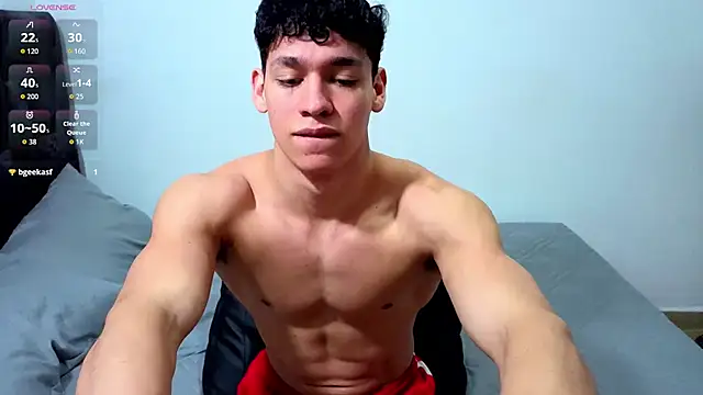 Snapshot of Luke_Muscle chatting on 28, 6, 2026 Luke Muscle online show from 28, 6, 2026