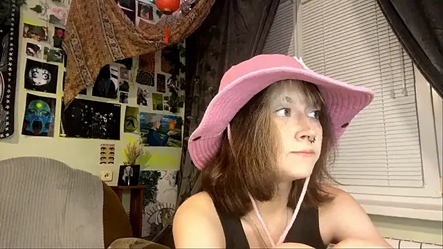 Snapshot of YourFavoriteAltgirl chatting on 21, 5, 2026 YourFavoriteAltgirl online show from 21, 5, 2026