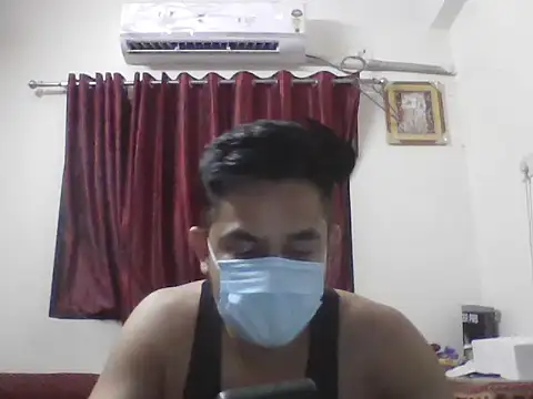 Snapshot of Nivan_7251_1 chatting on 22, 5, 2026 Nivan 7251 1 online show from 22, 5, 2026