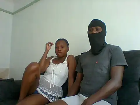 TonnyAmellia online show from 1, 6, 2026