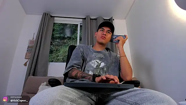 Snapshot of NickCopeer_ chatting on 18, 6, 2026 NickCopeer online show from 18, 6, 2026