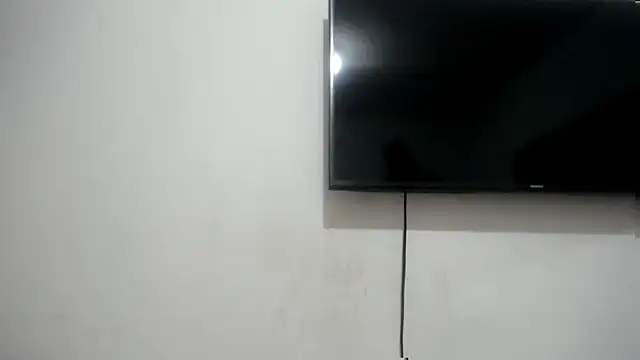 Snapshot of Fox_Loves chatting on 4, 7, 2026 Fox Loves online show from 4, 7, 2026