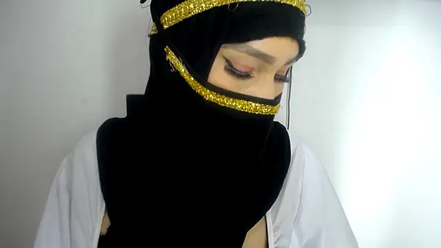 Snapshot of Fox_Loves chatting on 29, 5, 2026 Fox Loves online show from 29, 5, 2026