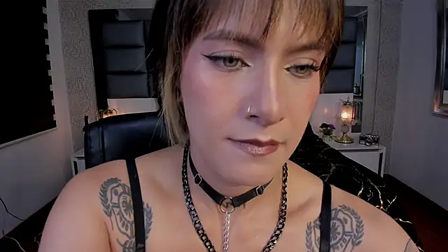 Snapshot of Mrs_Regina_clk chatting on 20, 6, 2026 Mrs Regina clk online show from 20, 6, 2026