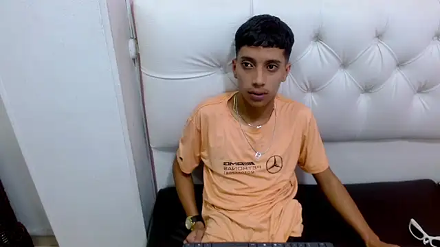 Snapshot of jl_brayan12 chatting on 20, 6, 2026 jl brayan12 online show from 20, 6, 2026