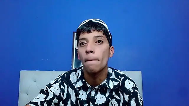 Snapshot of jl_brayan12 chatting on 4, 6, 2026 jl brayan12 online show from 4, 6, 2026
