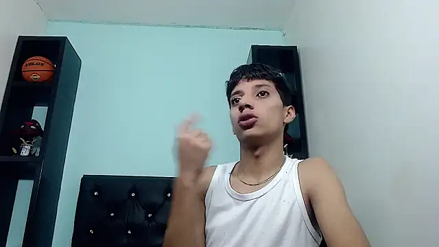 Snapshot of jl_brayan12 chatting on 1, 6, 2026 jl brayan12 online show from 1, 6, 2026