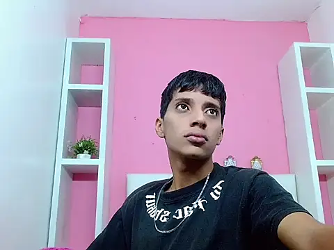 Snapshot of jl_brayan12 chatting on 24, 5, 2026 jl brayan12 online show from 24, 5, 2026
