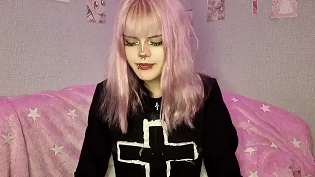 Snapshot of VelvetAlice chatting on 7, 6, 2026 VelvetAlice online show from 7, 6, 2026