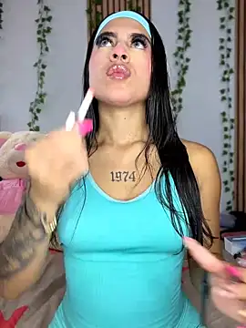 Snapshot of Eveliin__ chatting on 29, 5, 2026 Eveliin online show from 29, 5, 2026