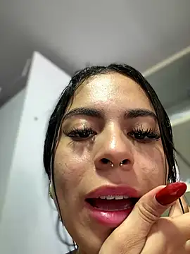 Snapshot of Eveliin__ chatting on 16, 6, 2026 Eveliin online show from 16, 6, 2026