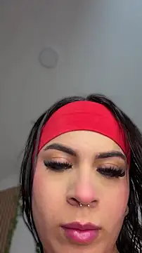 Snapshot of Eveliin__ chatting on 22, 6, 2026 Eveliin online show from 22, 6, 2026