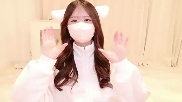 Snapshot of Yuinyaaa chatting on 28, 6, 2026 Yuinyaaa online show from 28, 6, 2026